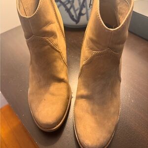 DV by Dolce Vita Light Brown Ankle Booties